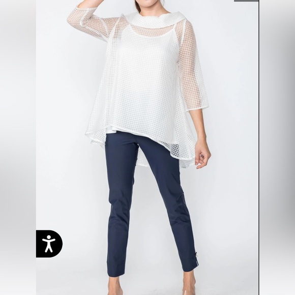 IC Collection top - Picture 1 of 2